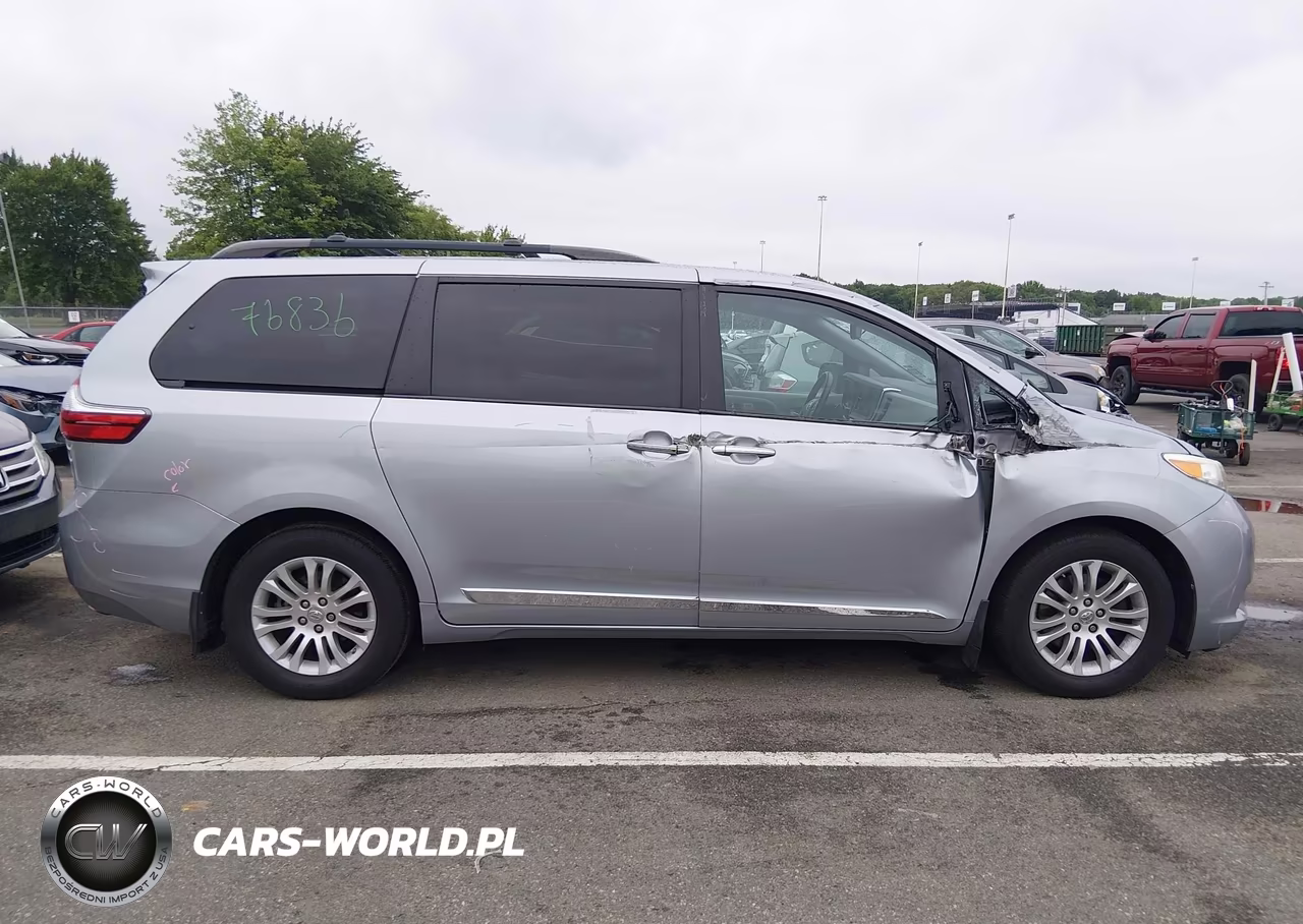 2016 Toyota Sienna Xle 8 Passenger VIN:5TDYK3DC2GS741051 - 13