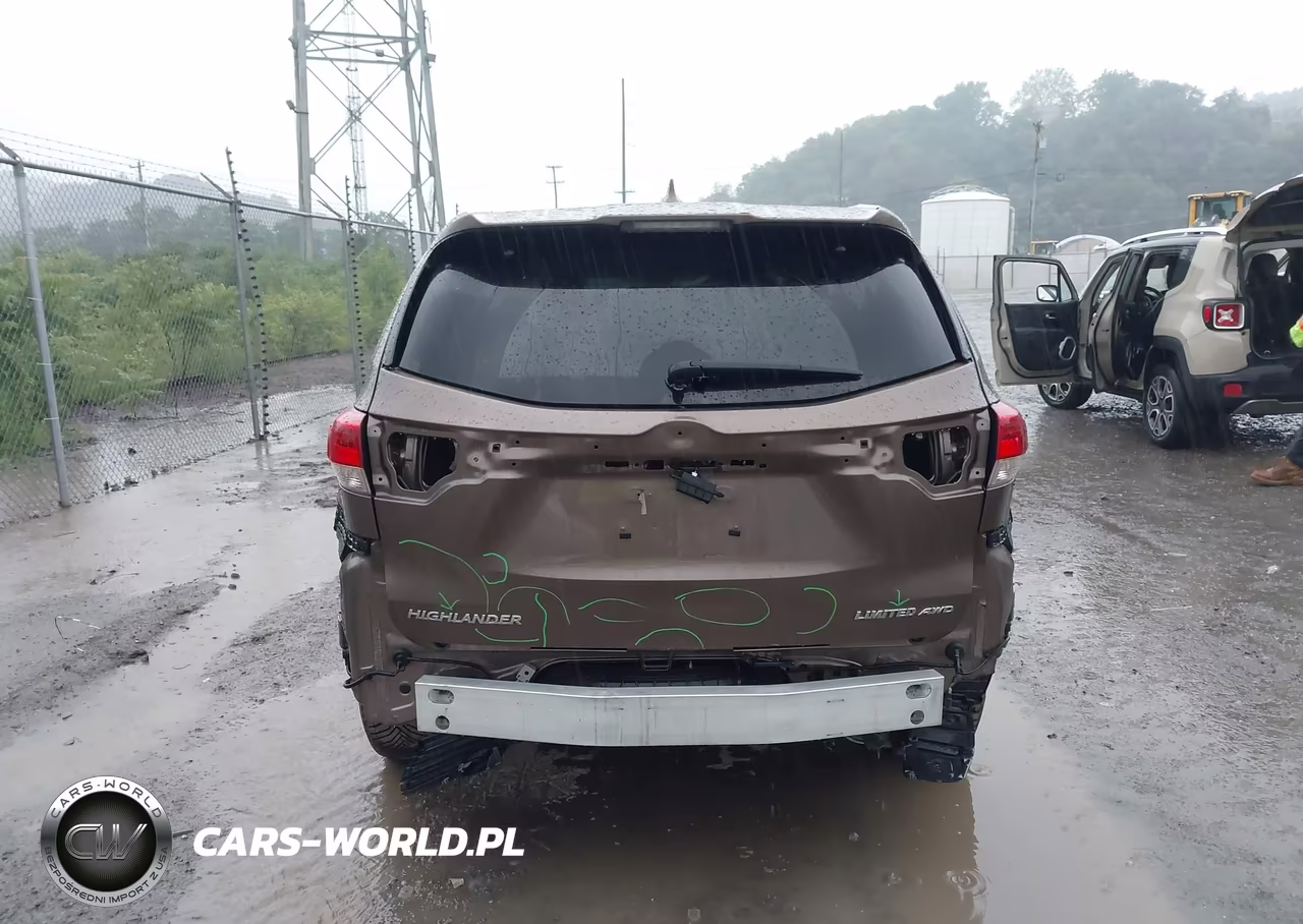 2018 Toyota Highlander Limited VIN:5TDDZRFH5JS868745 - 16