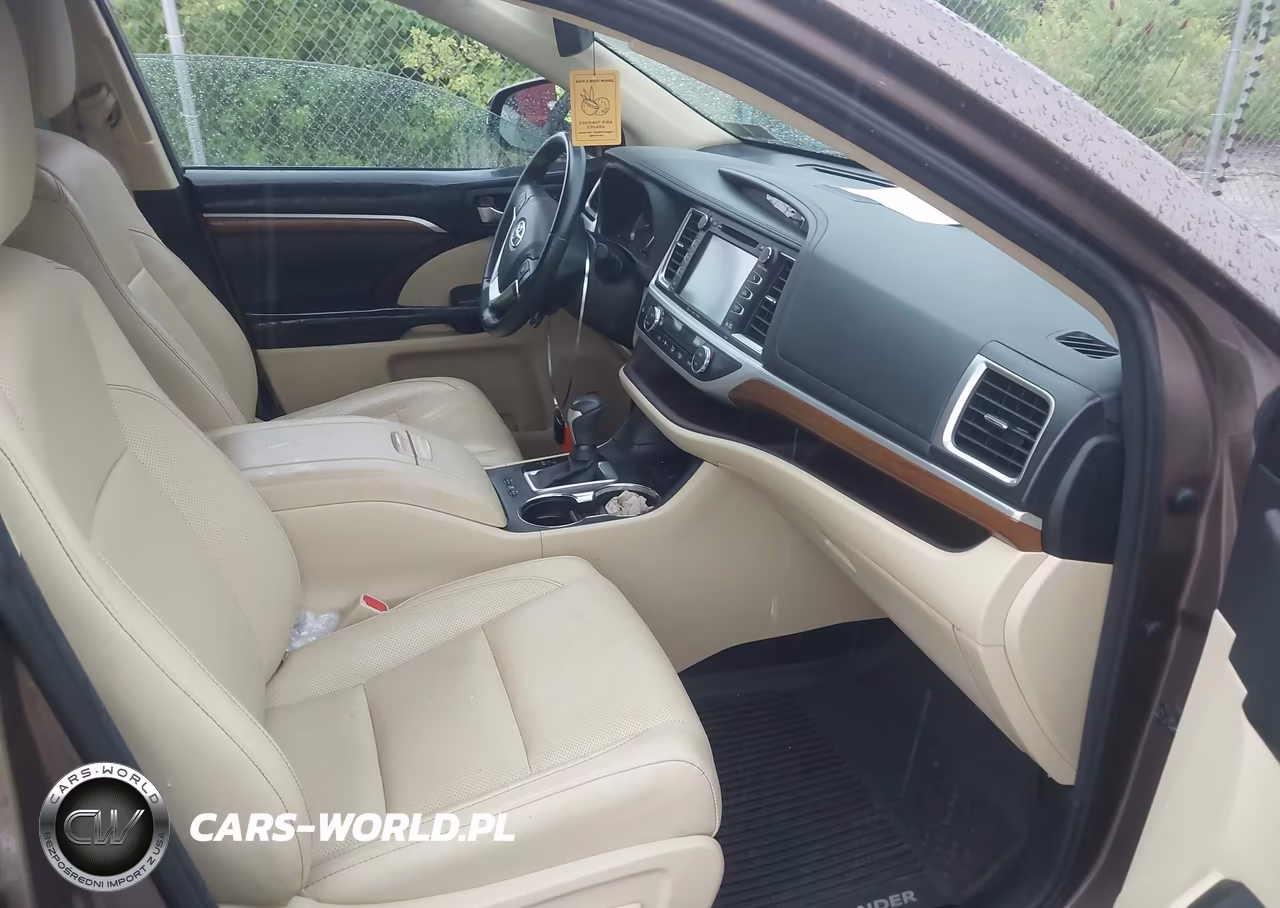 2018 Toyota Highlander Limited VIN:5TDDZRFH5JS868745 - 5