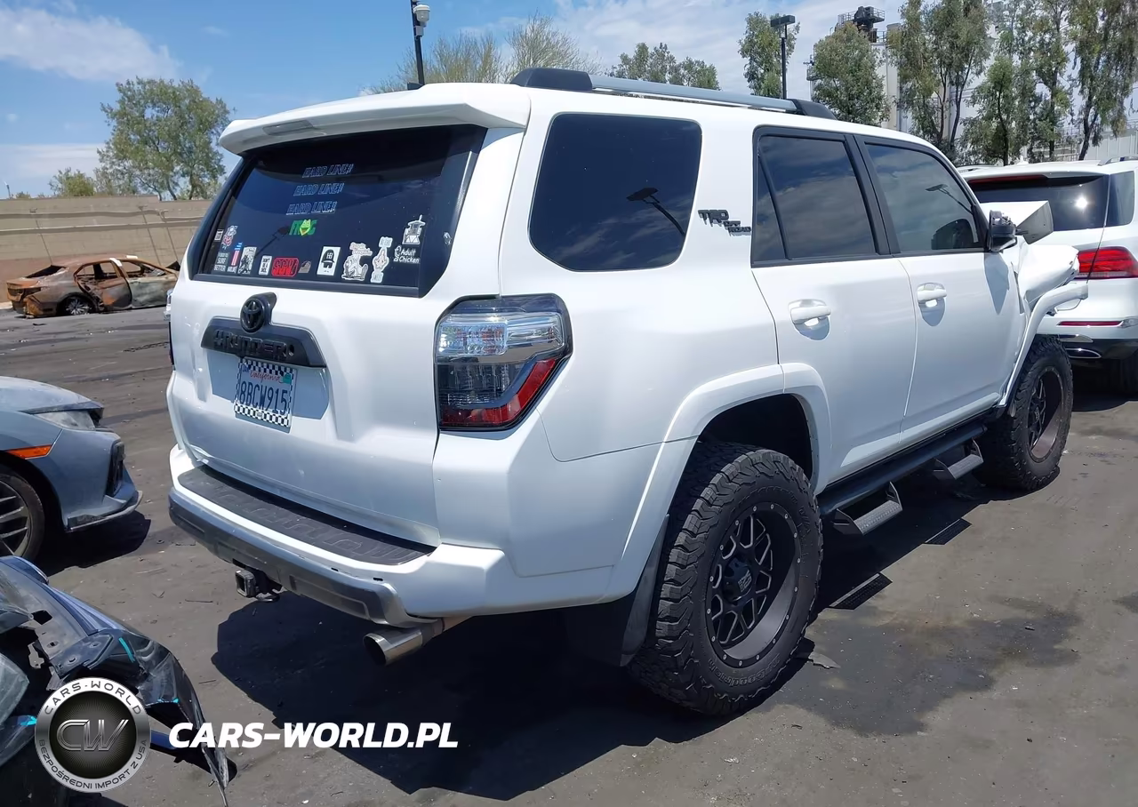 2018 Toyota 4Runner Trd Off Road VIN:JTEBU5JR5J5524266 - 4