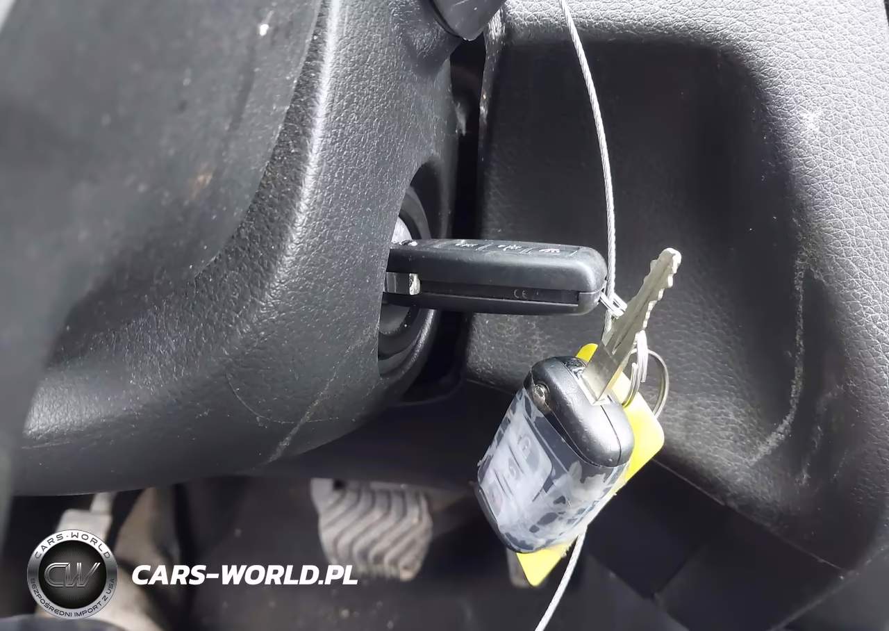 2019 Nissan Rogue Sport S VIN:JN1BJ1CR6KW625785 - 11