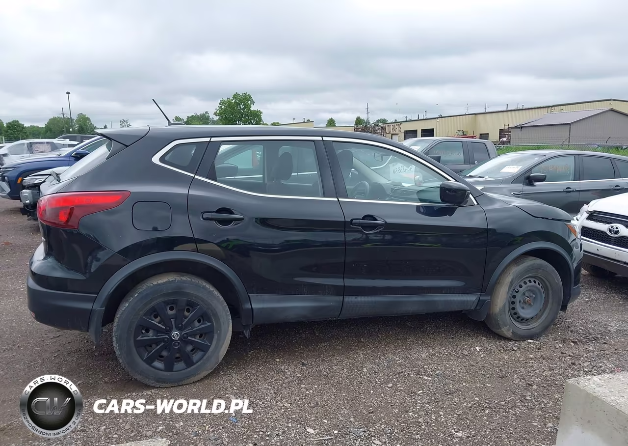 2019 Nissan Rogue Sport S VIN:JN1BJ1CR6KW625785 - 13