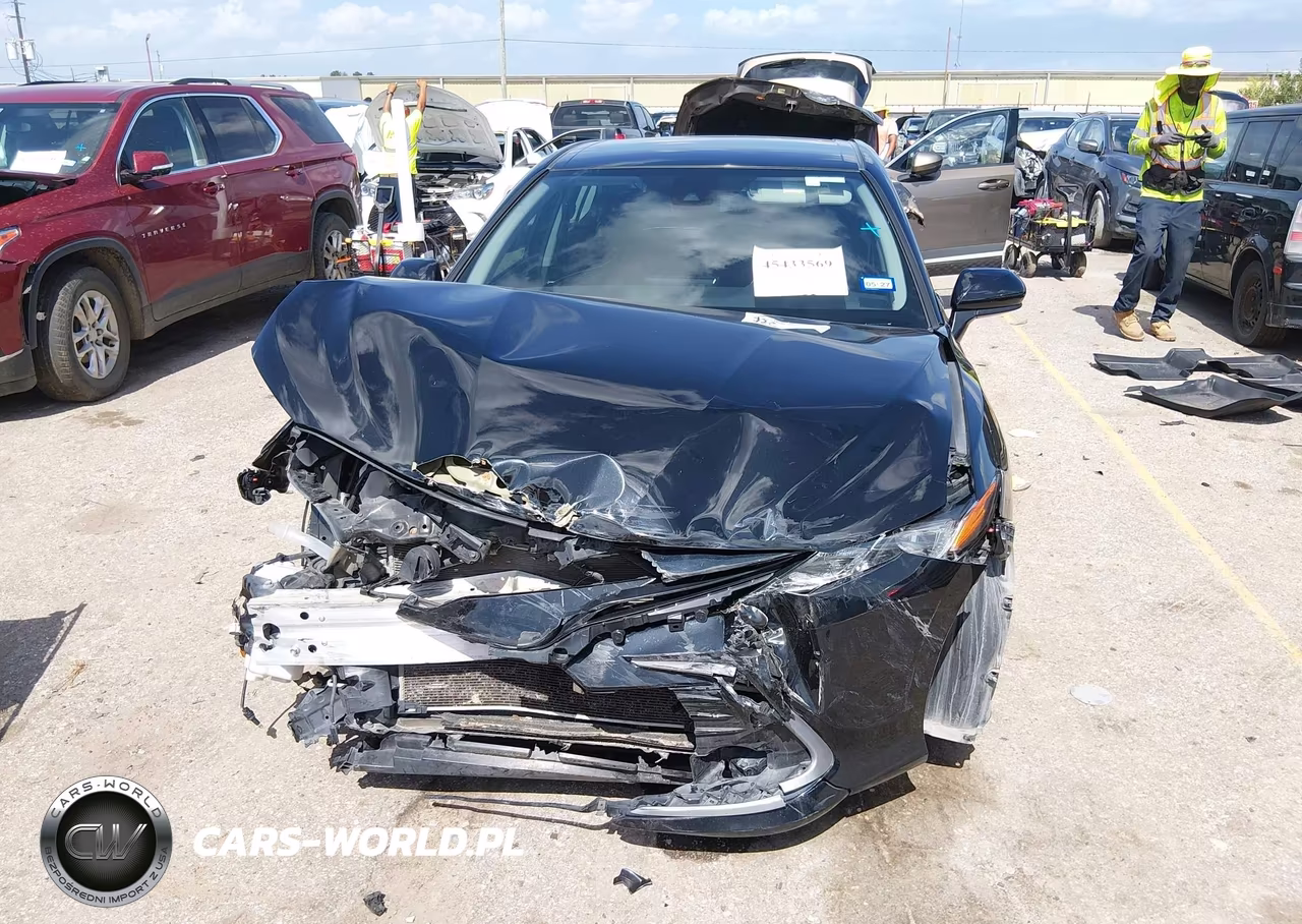 2022 Toyota Camry Le VIN:4T1C11AK8NU691080 - 13