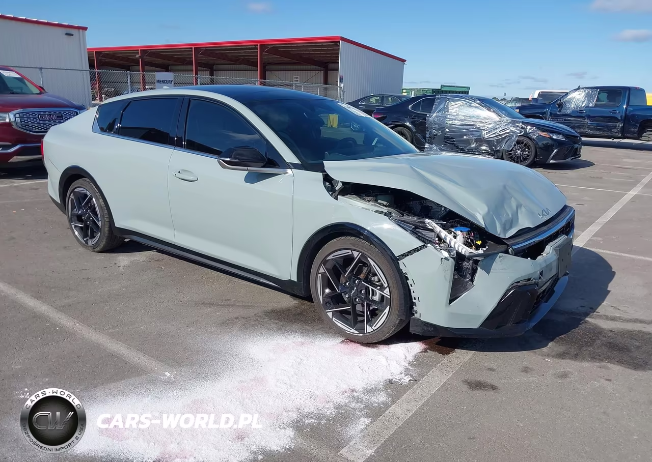 2025 Kia K4 Gt-Line – zdjęcie 1 z 16