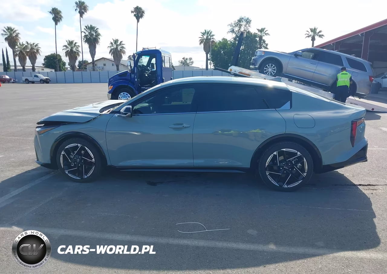 2025 Kia K4 Gt-Line VIN:3KPFW4DE0SE169550 - 14