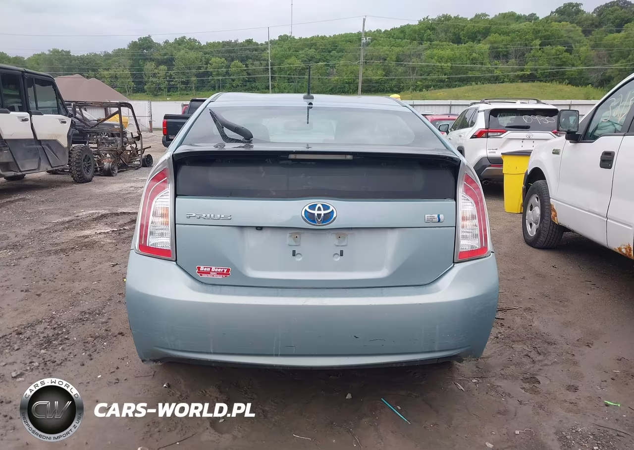 2013 Toyota Prius Four VIN:JTDKN3DU3D1734172 - 16