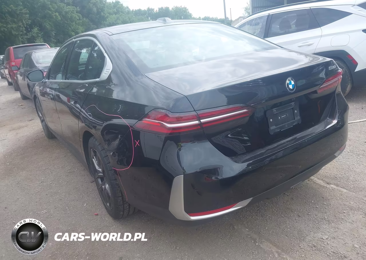 2026 BMW 530I VIN:WBA43FJ03TCV59794 - 3