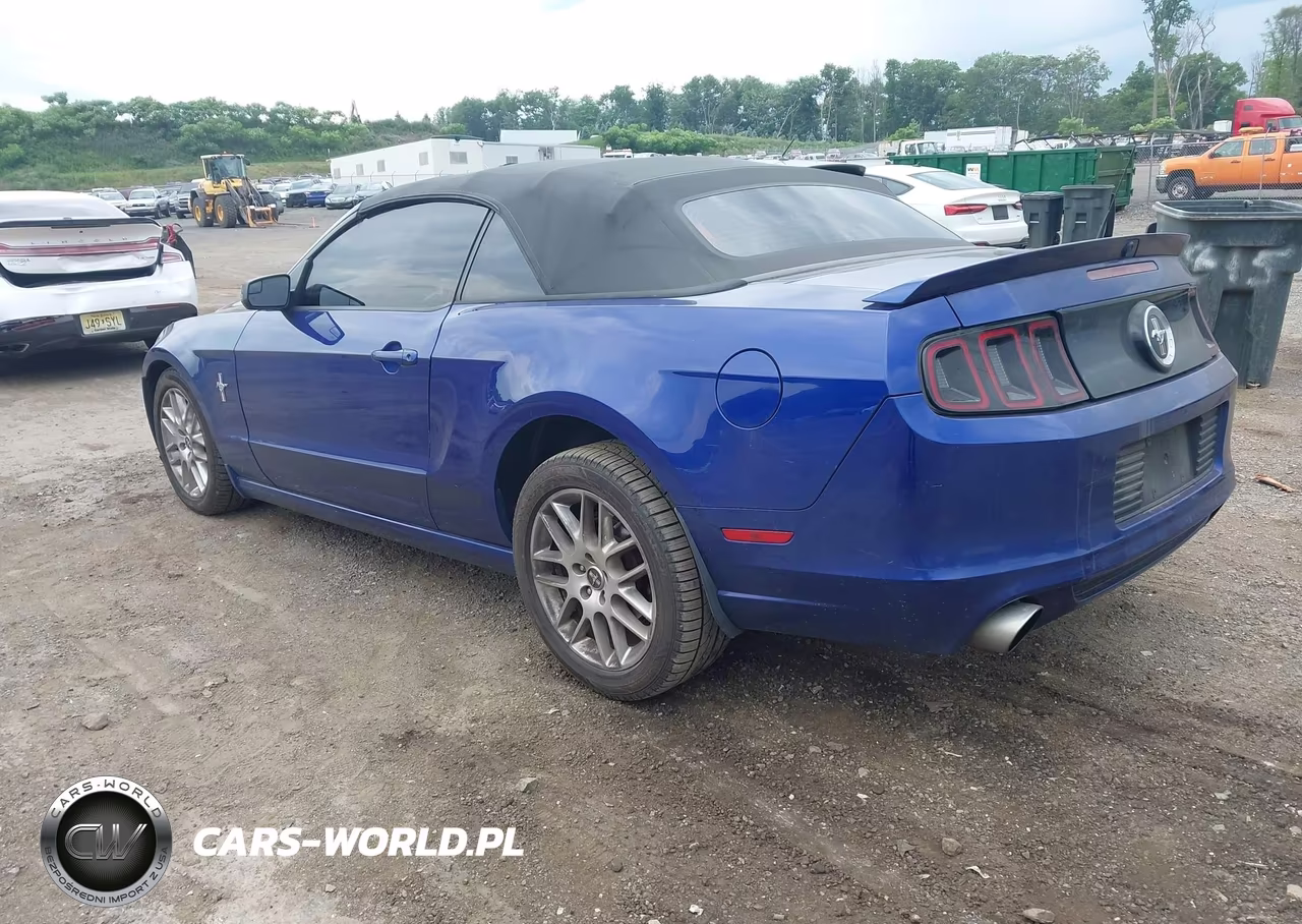 2014 Ford Mustang V6 VIN:1ZVBP8EM1E5247999 - 3