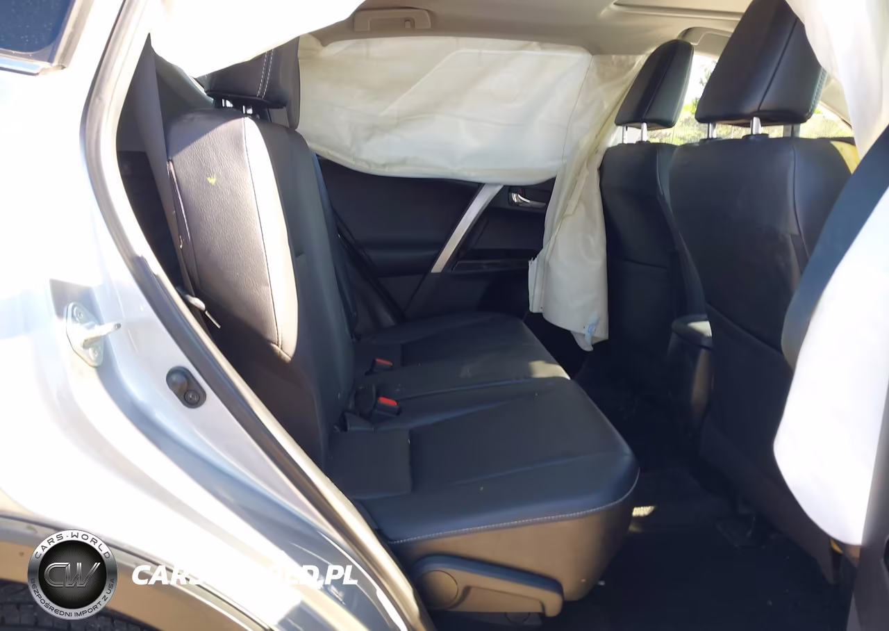 2018 Toyota Rav4 Limited VIN:JTMDFREVXJD239624 - 8