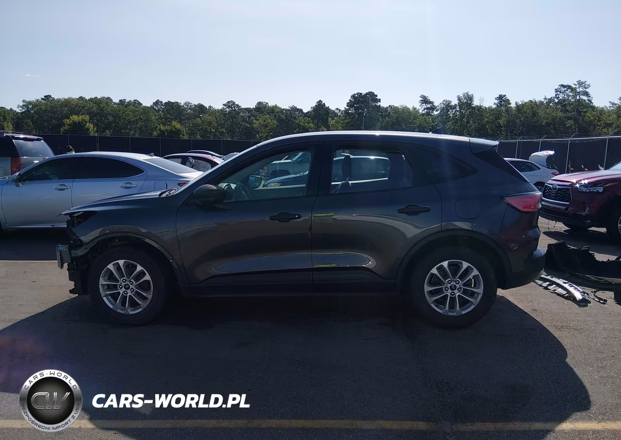 2020 Ford Escape S VIN:1FMCU0F65LUB67198 - 15