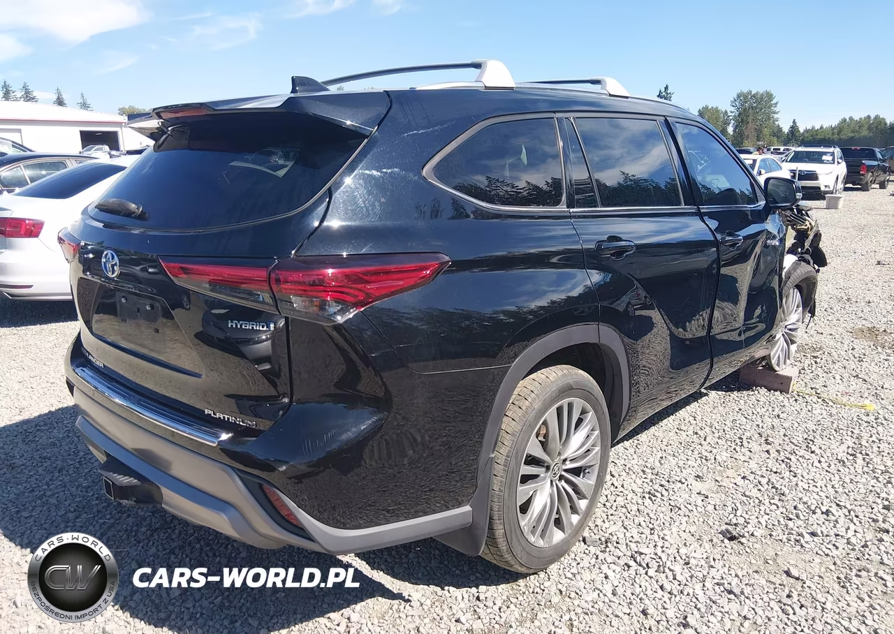 2021 Toyota Highlander Hybrid Platinum VIN:5TDEBRCH5MS028496 - 4