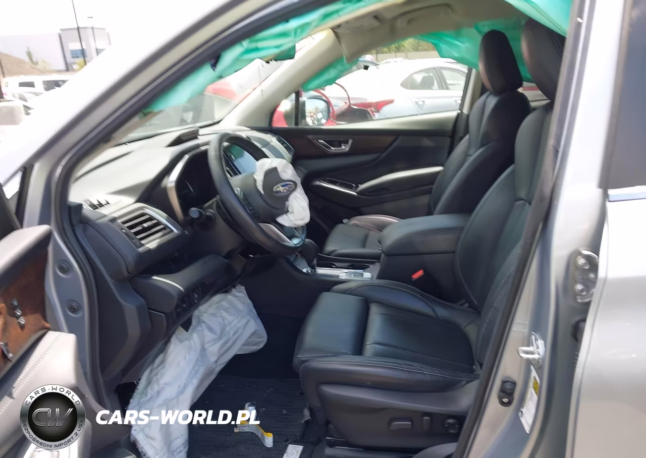 2024 Subaru Ascent Touring 7-Passenger VIN:4S4WMAWD1R3417603 - 5