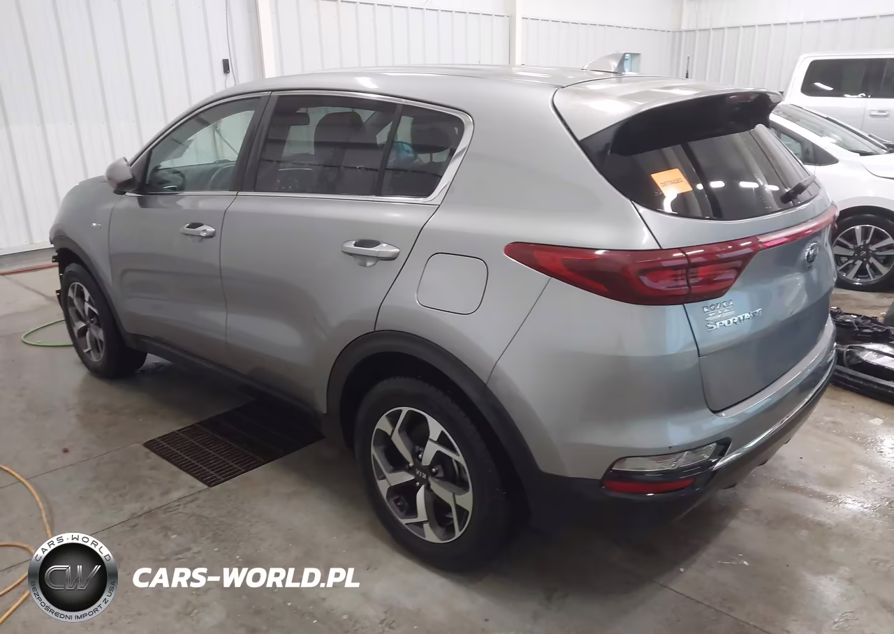 2020 Kia Sportage Lx VIN:KNDPMCAC4L7803967 - 3