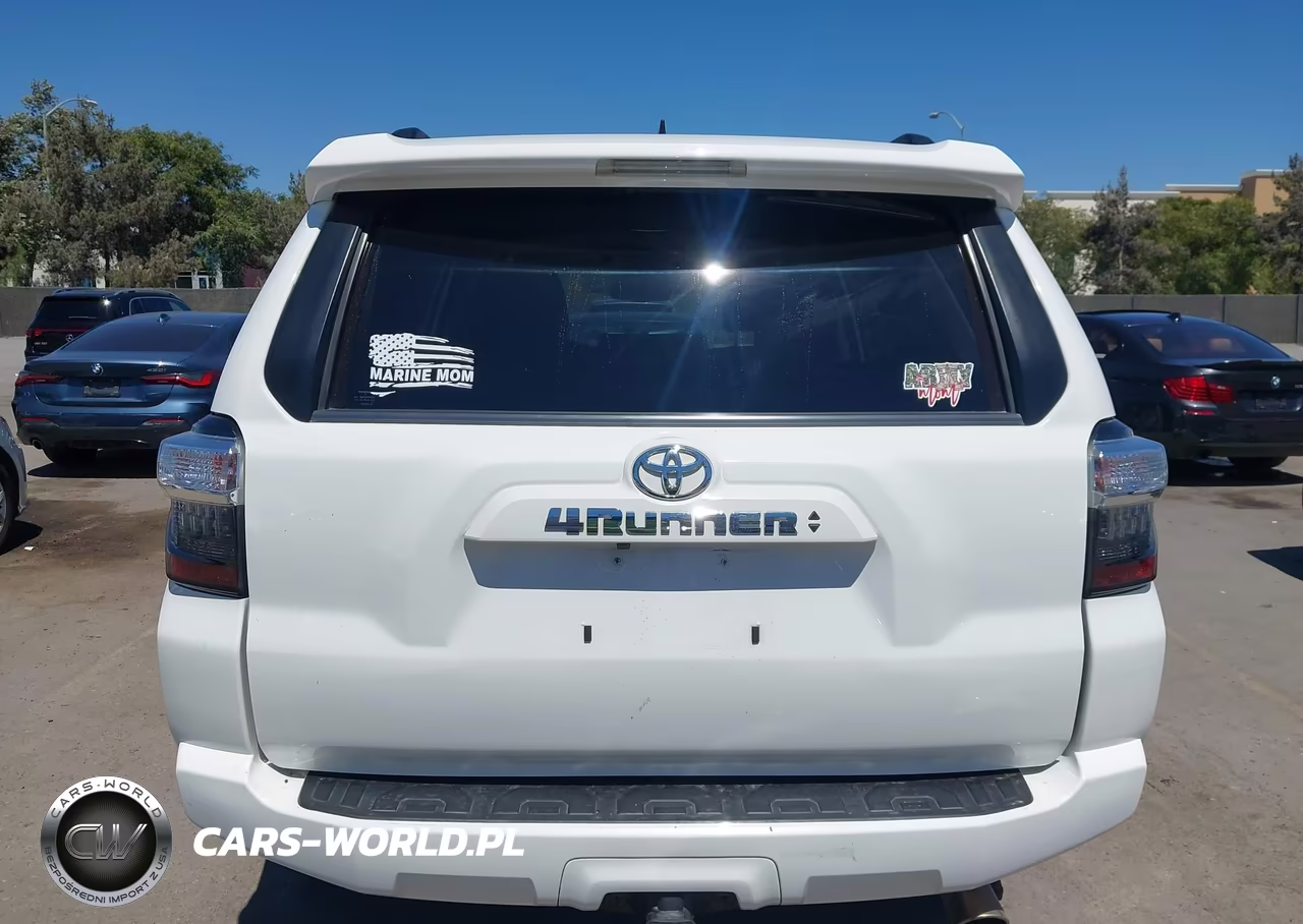 2022 Toyota 4Runner Sr5 VIN:JTEMU5JR3N6006116 - 17