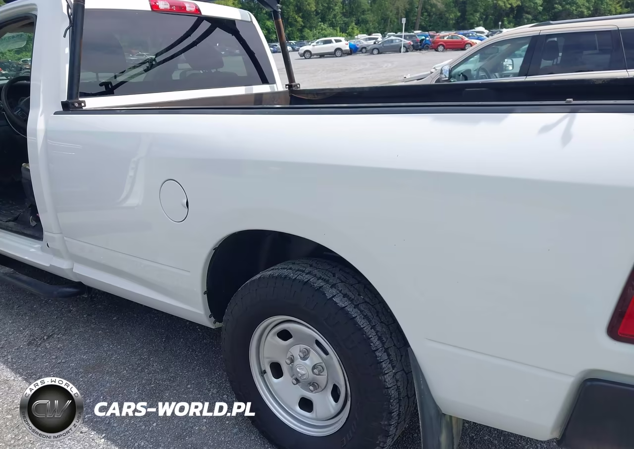 2020 Ram 1500 Classic Tradesman 4X2 8' Box VIN:3C6JR6DG2LG211079 - 20