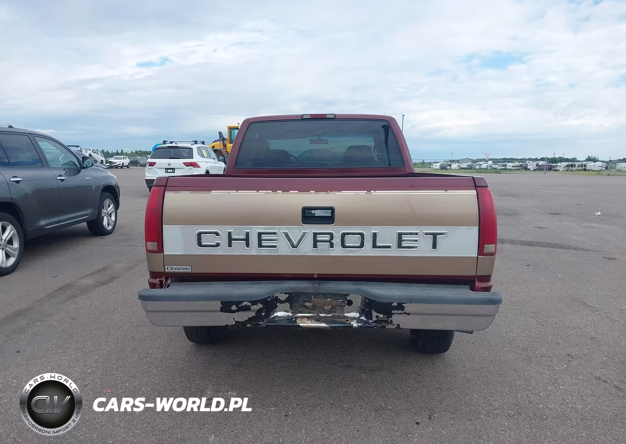 1997 Chevrolet Silverado Pick-Up C1500 VIN:1GCEC19R3BE155298 - 16