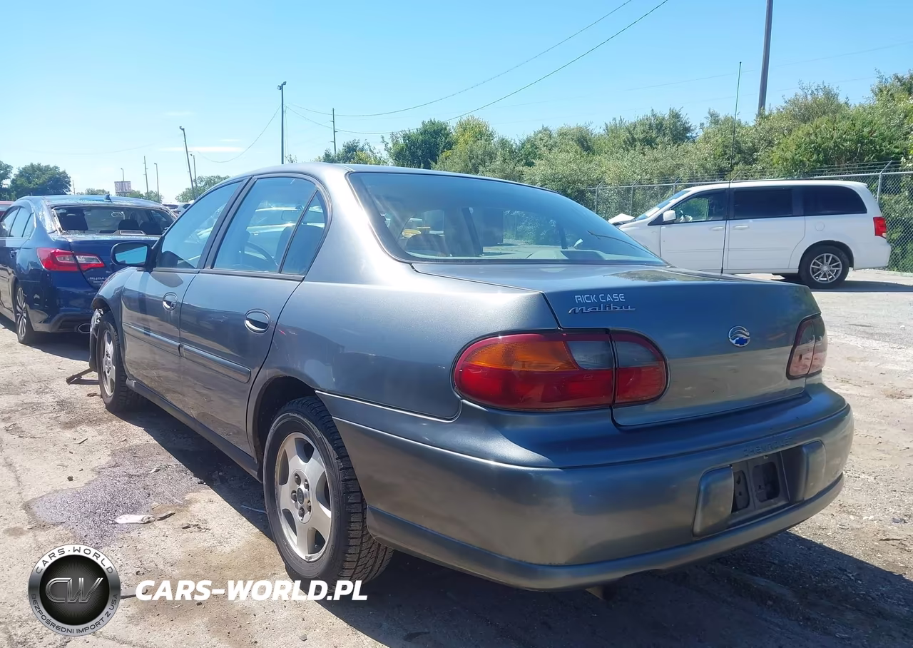 2003 Chevrolet Malibu VIN:1G1ND52J33M569413 - 3