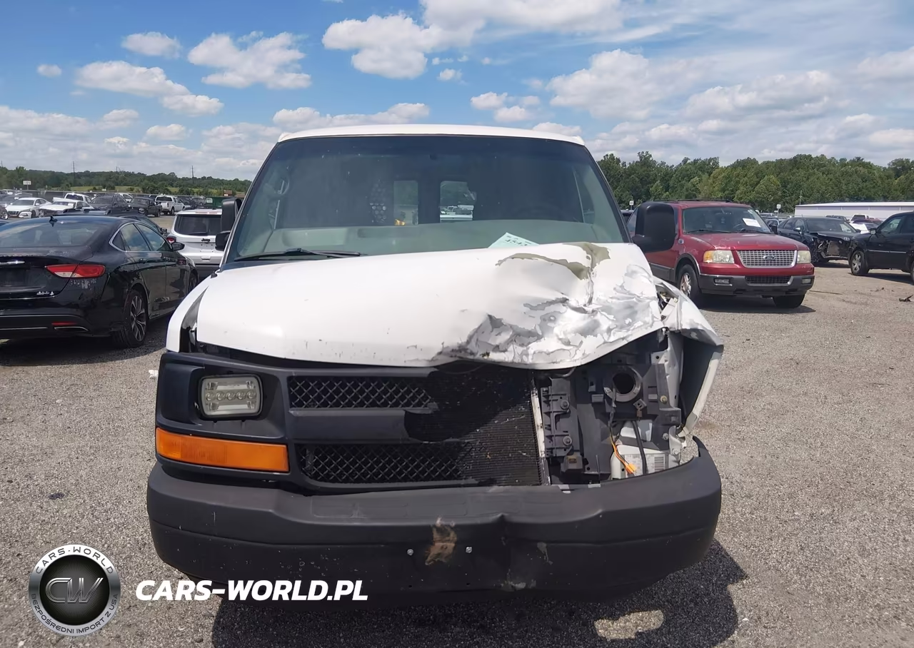 2004 Chevrolet Express VIN:1GCFG15X841173671 - 12