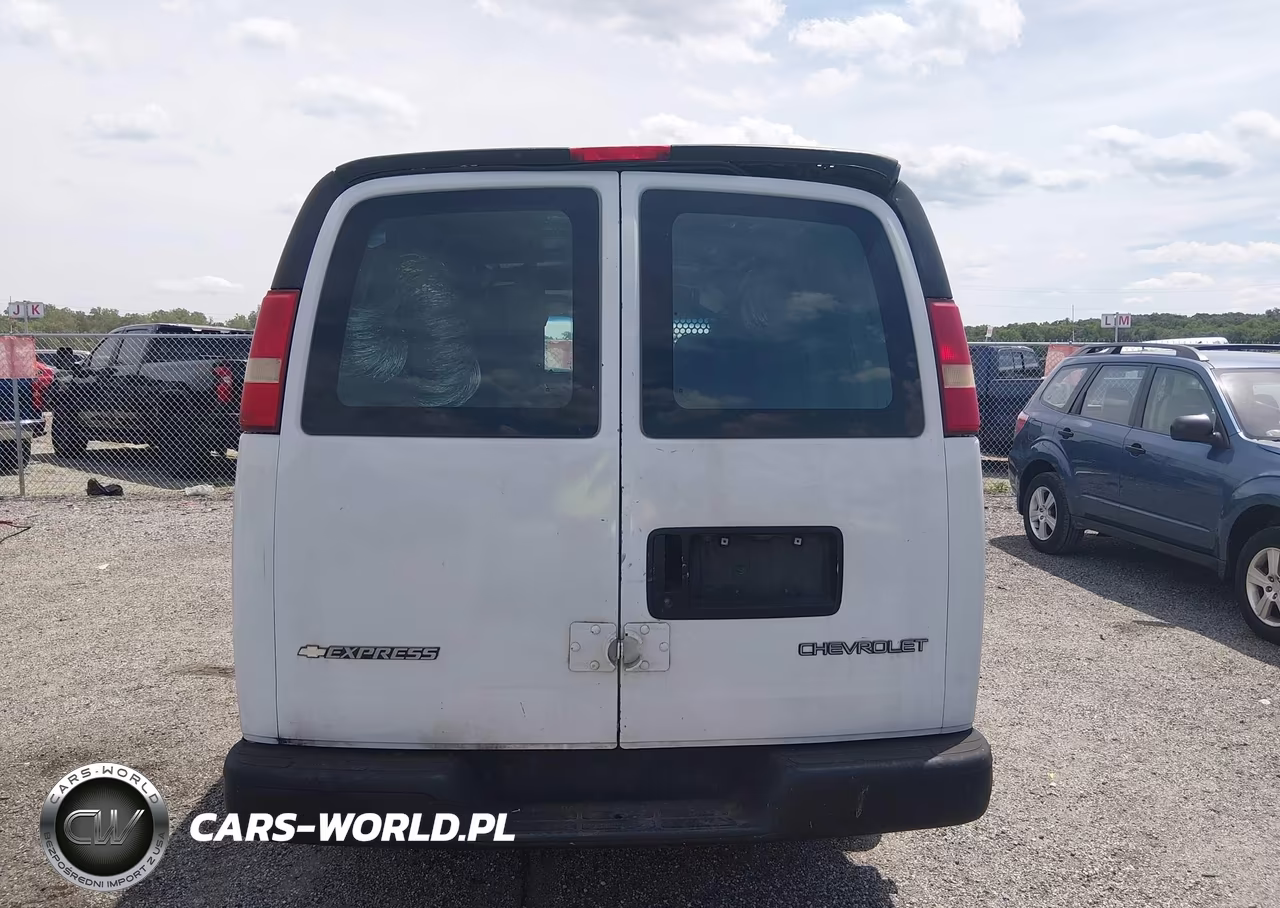 2004 Chevrolet Express VIN:1GCFG15X841173671 - 16
