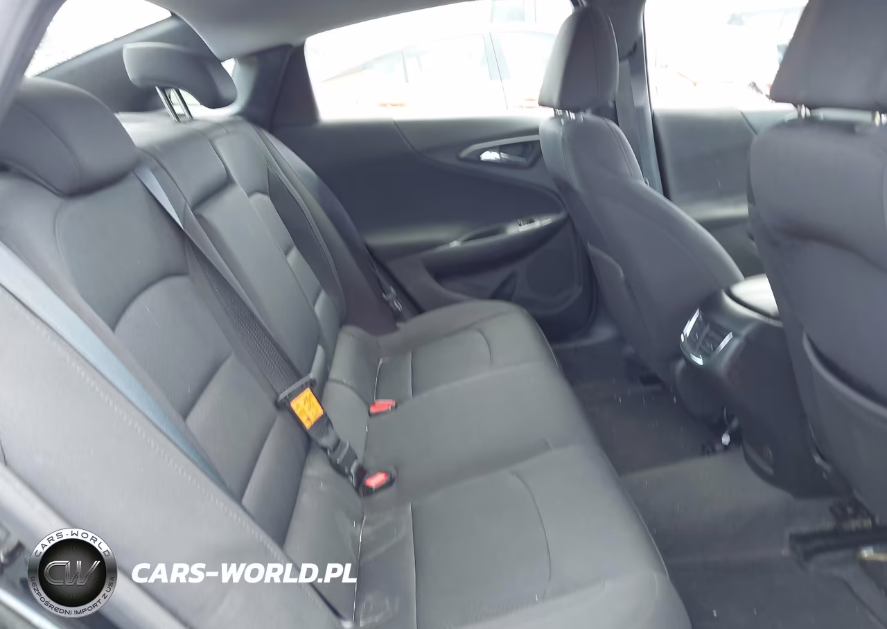 2019 Chevrolet Malibu Lt VIN:1G1ZD5STXKF121577 - 8
