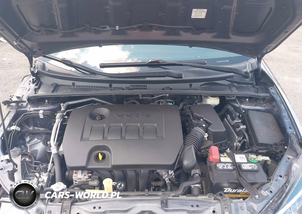 2018 Toyota Corolla Le VIN:5YFBURHE9JP850931 - 10