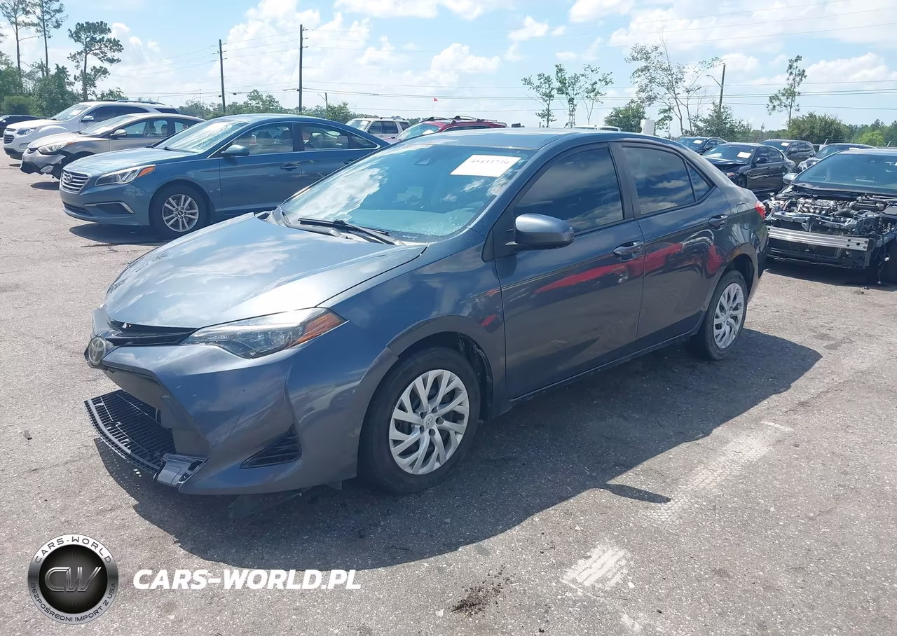 2018 Toyota Corolla Le VIN:5YFBURHE9JP850931 - 2