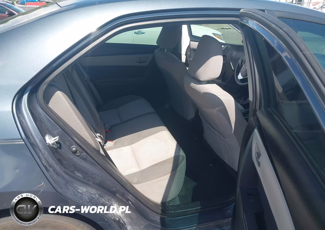 2018 Toyota Corolla Le VIN:5YFBURHE9JP850931 - 8
