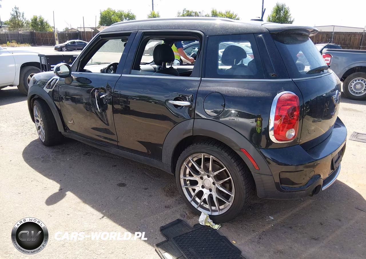2011 Mini Cooper S Countryman VIN:WMWZC5C58BWL53845 - 3