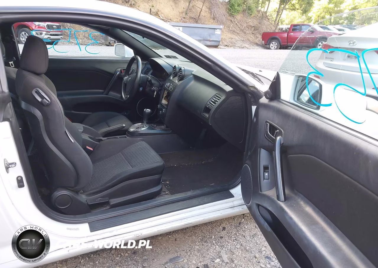 2007 Hyundai Tiburon Gs VIN:KMHHM66D17U235848 - 5