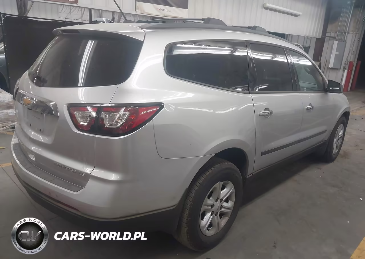 2014 Chevrolet Traverse Ls VIN:1GNKRFED3EJ117349 - 4