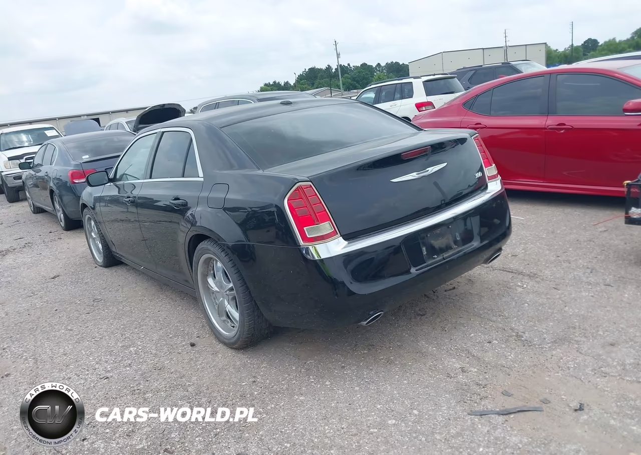 2012 Chrysler 300 VIN:2C3CCAAG2CH107173 - 3