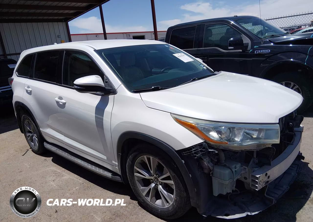 2016 Toyota Highlander Le Plus V6 VIN:5TDZKRFH1GS170748 - 14