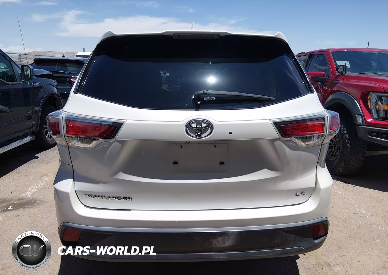 2016 Toyota Highlander Le Plus V6 VIN:5TDZKRFH1GS170748 - 17