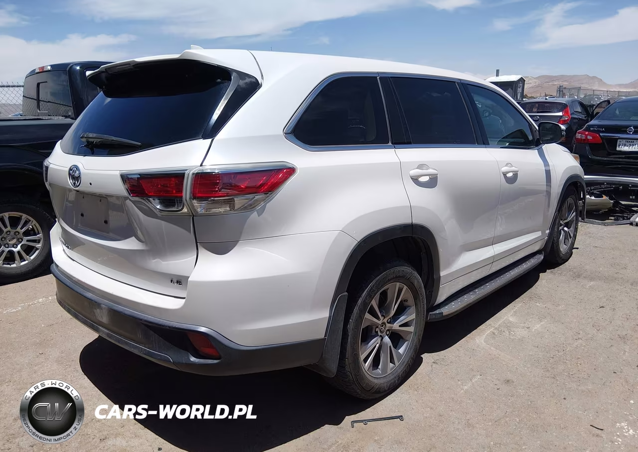 2016 Toyota Highlander Le Plus V6 VIN:5TDZKRFH1GS170748 - 4