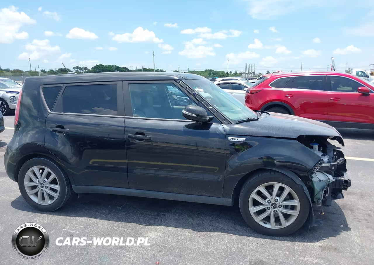 2017 Kia Soul + VIN:KNDJP3A52H7490214 - 14