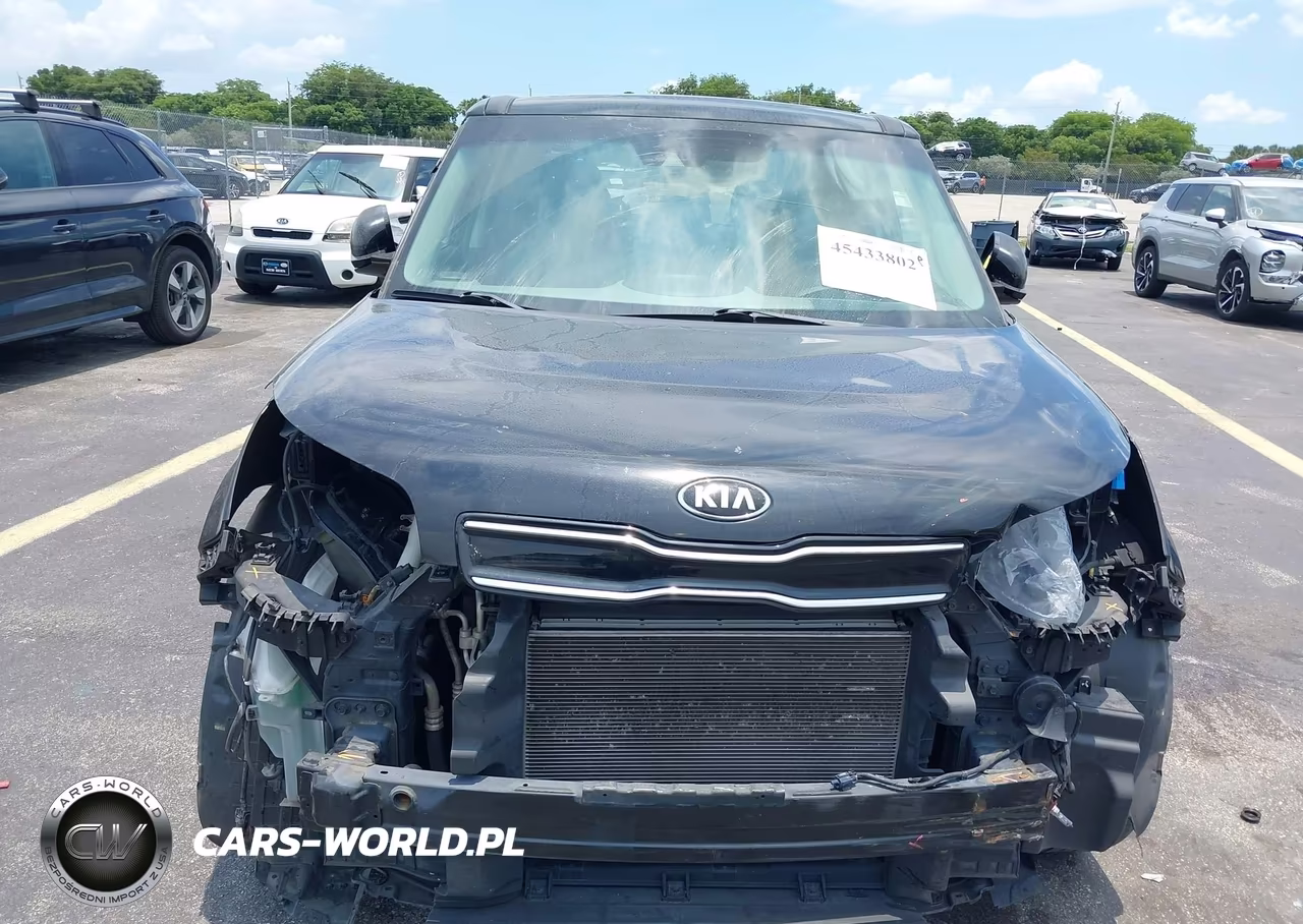 2017 Kia Soul + VIN:KNDJP3A52H7490214 - 6