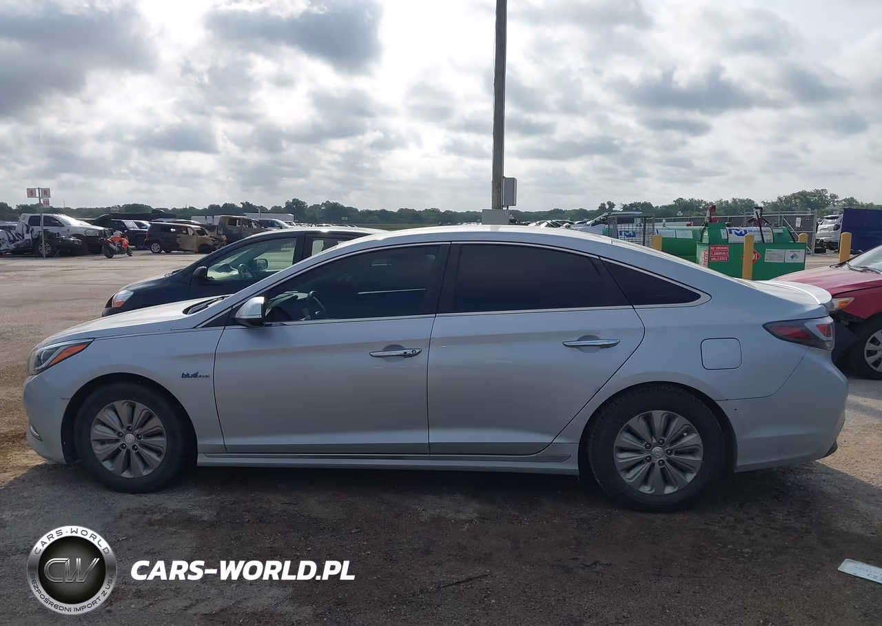 2017 Hyundai Sonata Hybrid Se VIN:KMHE24L30HA063033 - 14