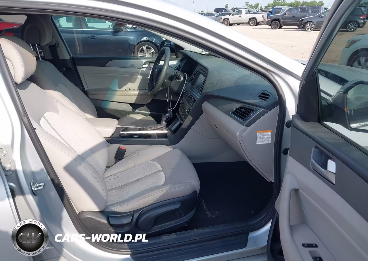 2017 Hyundai Sonata Hybrid Se VIN:KMHE24L30HA063033 - 5