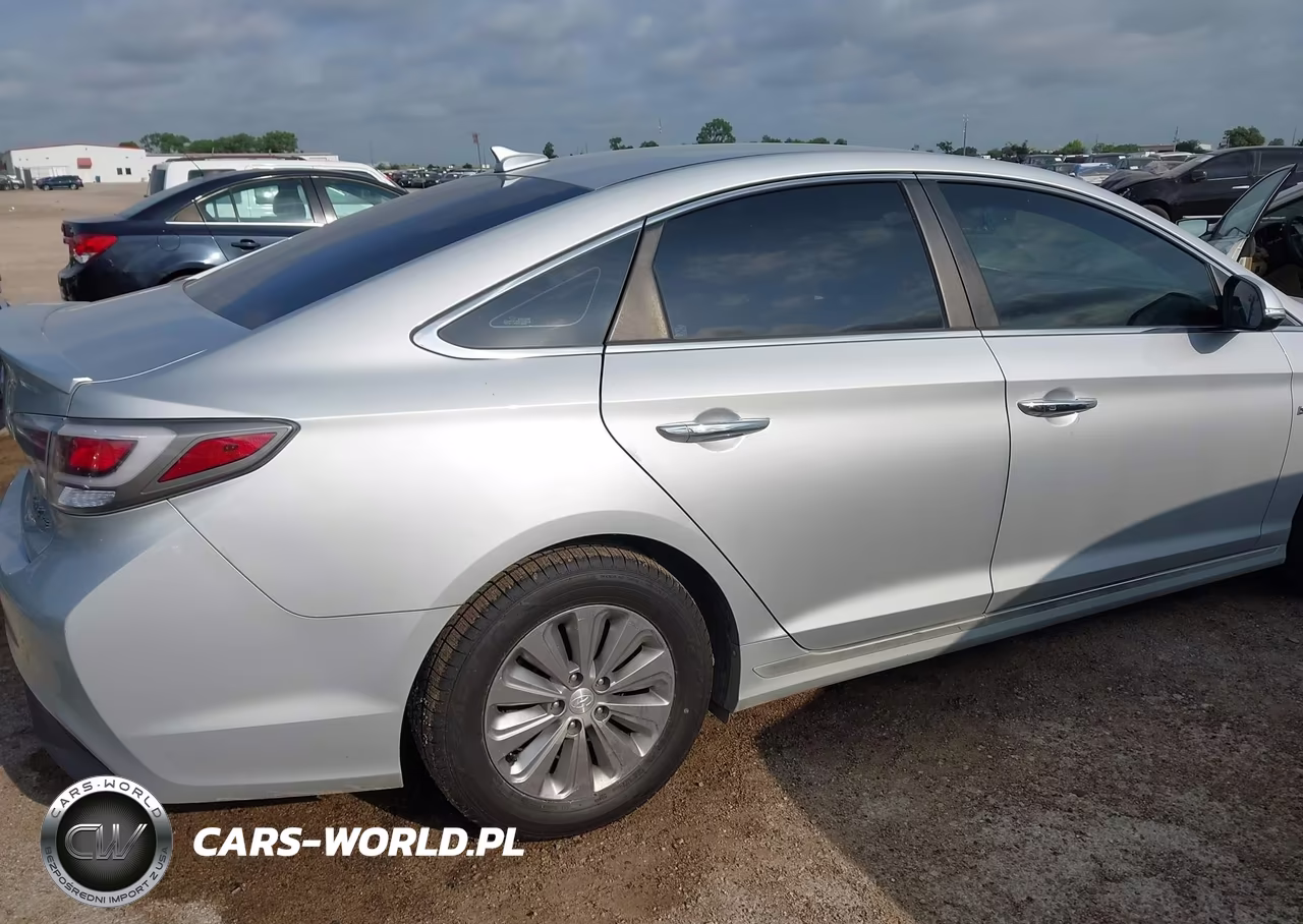 2017 Hyundai Sonata Hybrid Se VIN:KMHE24L30HA063033 - 6