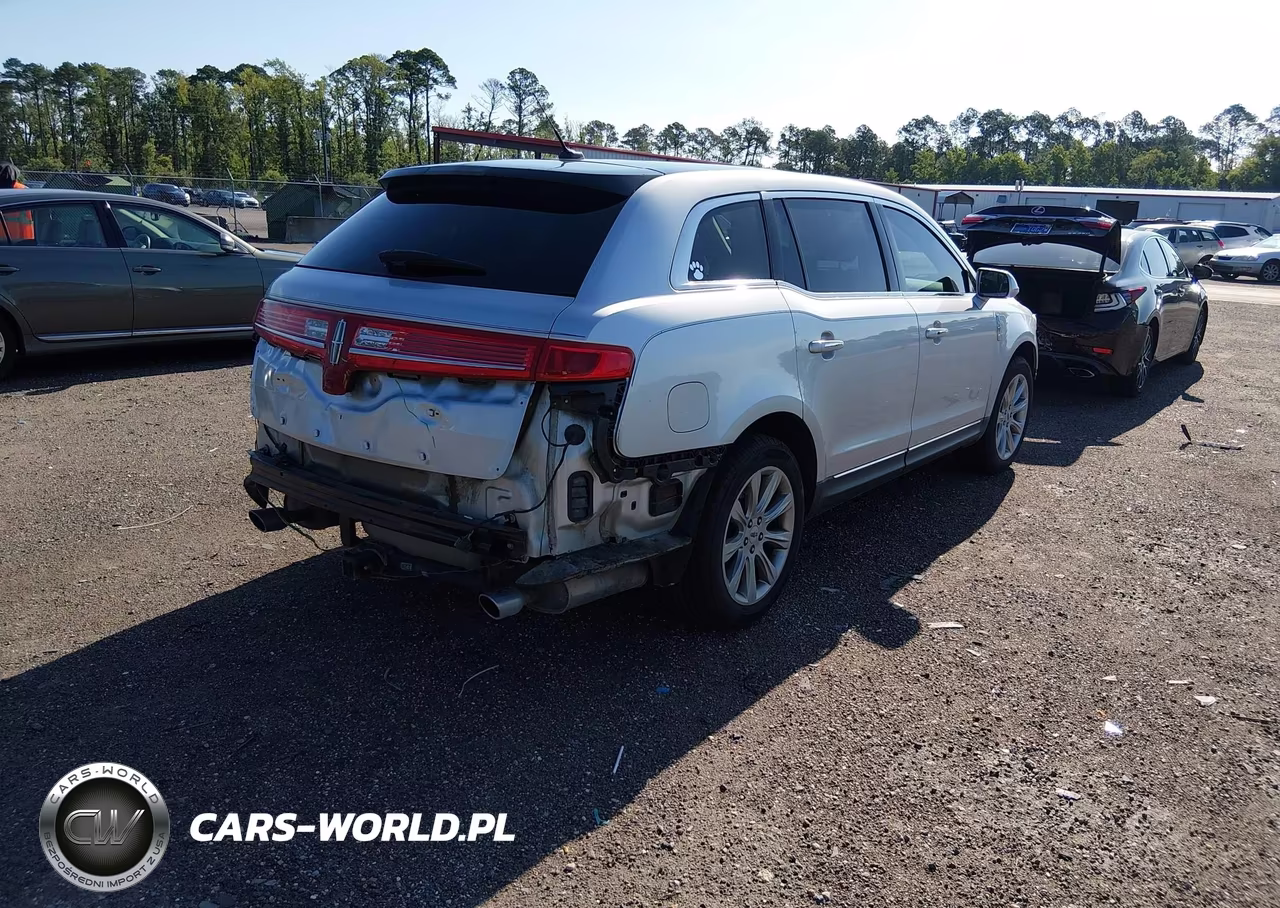 2013 Lincoln Mkt VIN:2LMHJ5FK1DBL58850 - 4