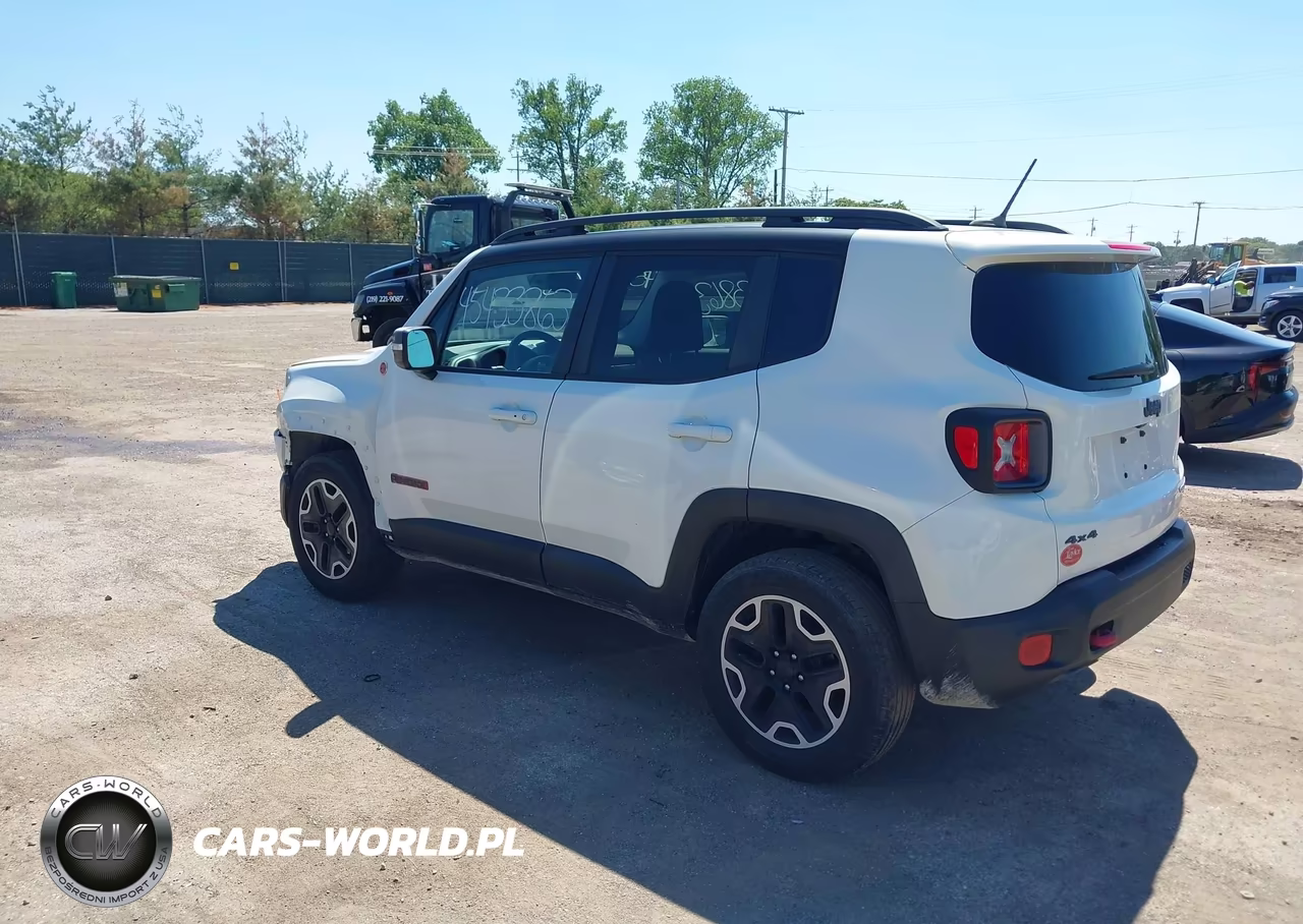 2016 Jeep Renegade Trailhawk VIN:ZACCJBCTXGPD10950 - 3
