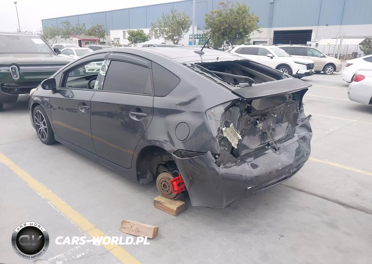 2011 Toyota Prius Two VIN:JTDKN3DU8B5308659 - 3