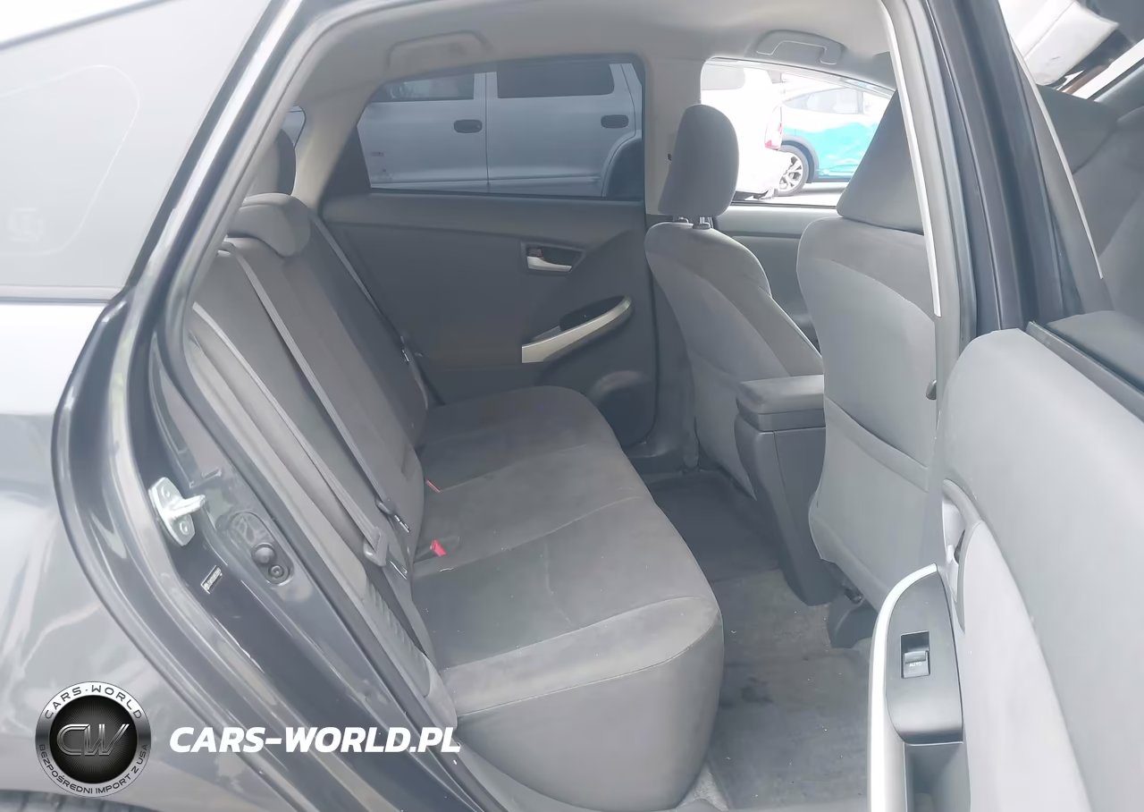 2011 Toyota Prius Two VIN:JTDKN3DU8B5308659 - 8