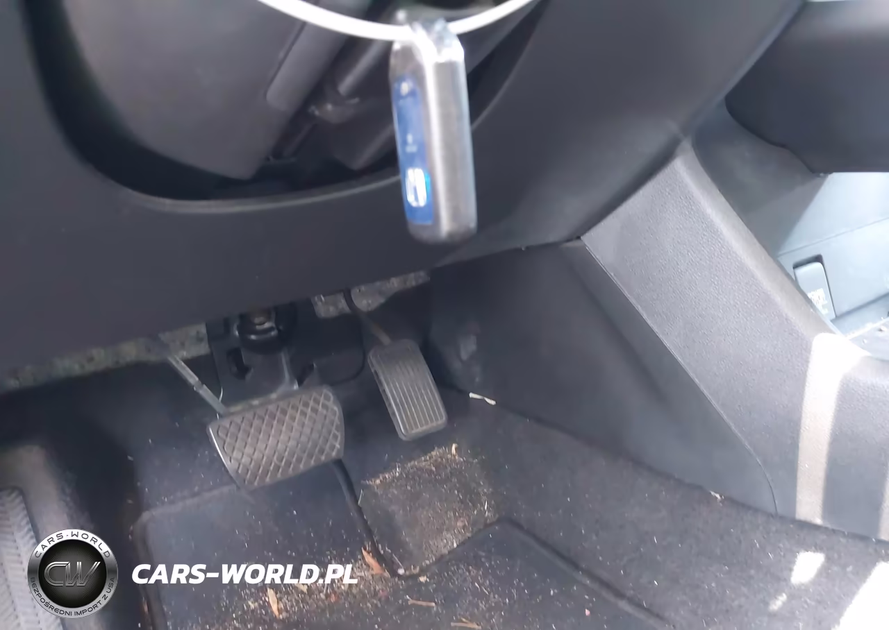 2018 Honda Clarity Plug-In Hybrid Touring VIN:JHMZC5F32JC019256 - 11