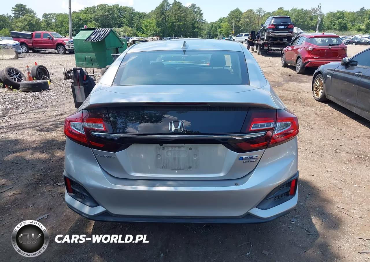 2018 Honda Clarity Plug-In Hybrid Touring VIN:JHMZC5F32JC019256 - 16