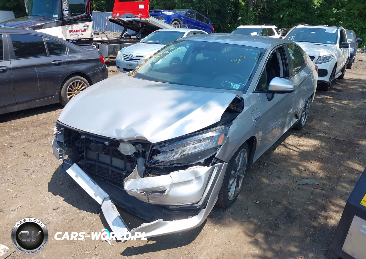 2018 Honda Clarity Plug-In Hybrid Touring VIN:JHMZC5F32JC019256 - 6
