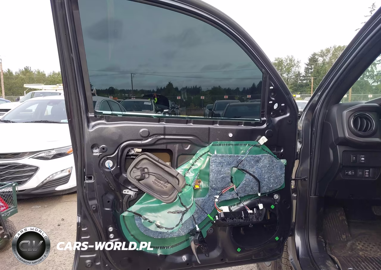 2021 Toyota Tacoma Trd Off-Road VIN:3TMCZ5AN1MM430780 - 22