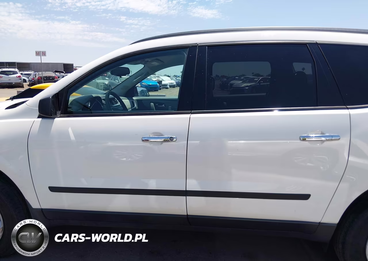 2015 Chevrolet Traverse Ls VIN:1GNKRFKD9FJ116177 - 15