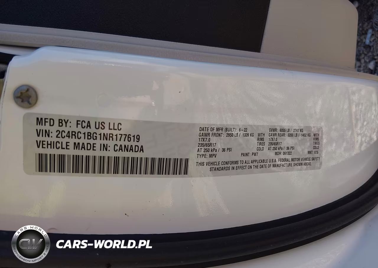 2022 Chrysler Pacifica Touring L VIN:2C4RC1BG1NR177619 - 9