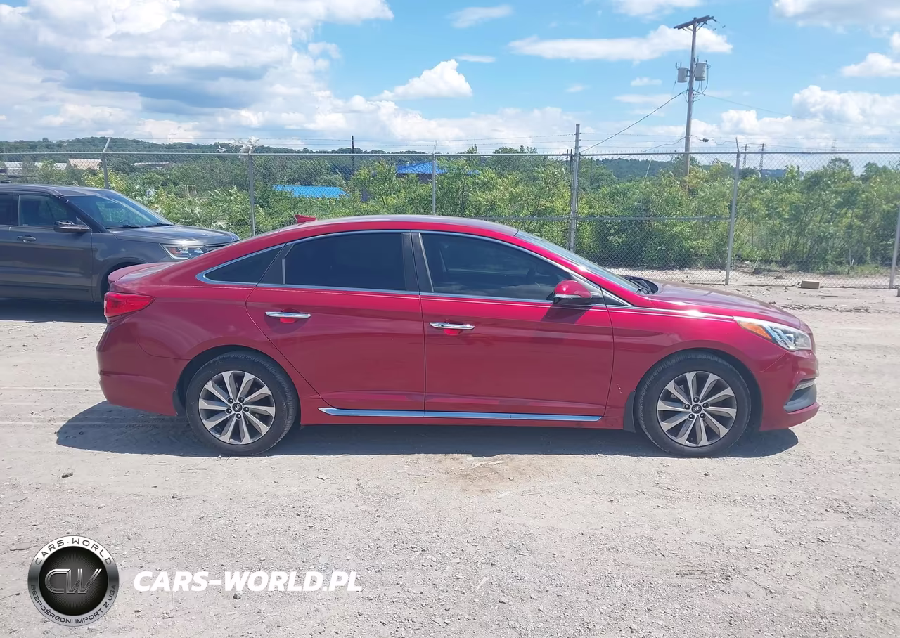 2015 Hyundai Sonata Sport VIN:5NPE34AF7FH099354 - 13